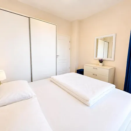 Lux In Lamer - First Line With Swimming Pool - Sea View Varna